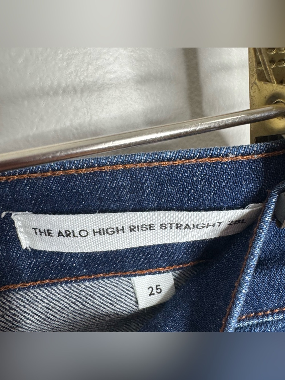 Aritzia Denim Forum Arlo High Rise Straight Button Fly Dark Wash Jeans 25 28L - Picture 4 of 10